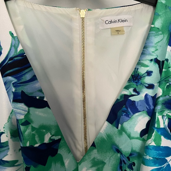 Calvin Klein formal gown size 2 - Picture 5 of 5